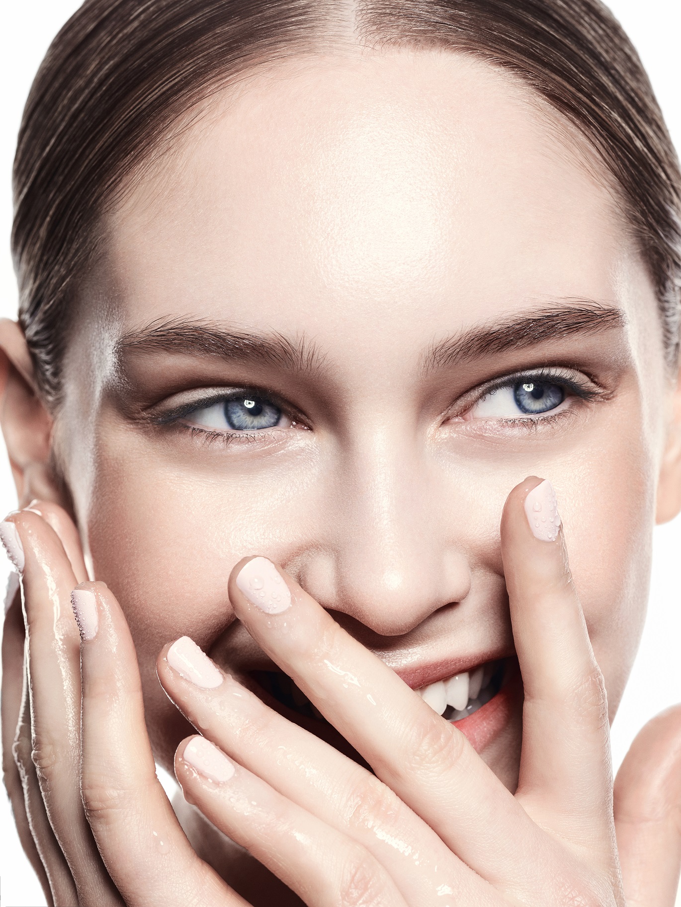 Καφέ κηλίδες: Επιτέλους το πρόβλημά σου βρήκε την λύση του!