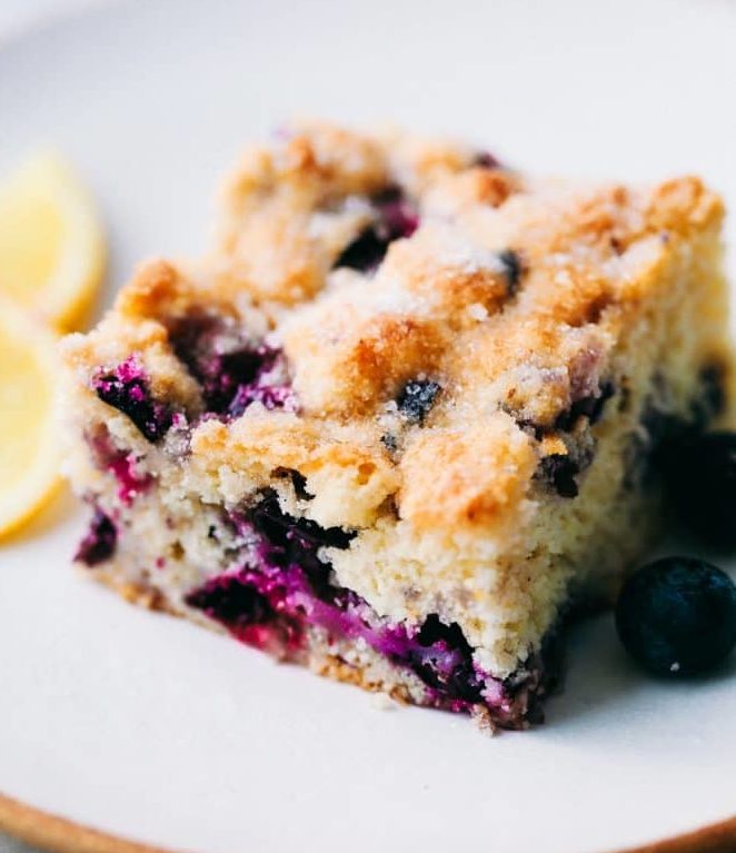 Ένα κέικ με φρέσκα μύρτιλλα που θα θέλεις όλες τις ώρες