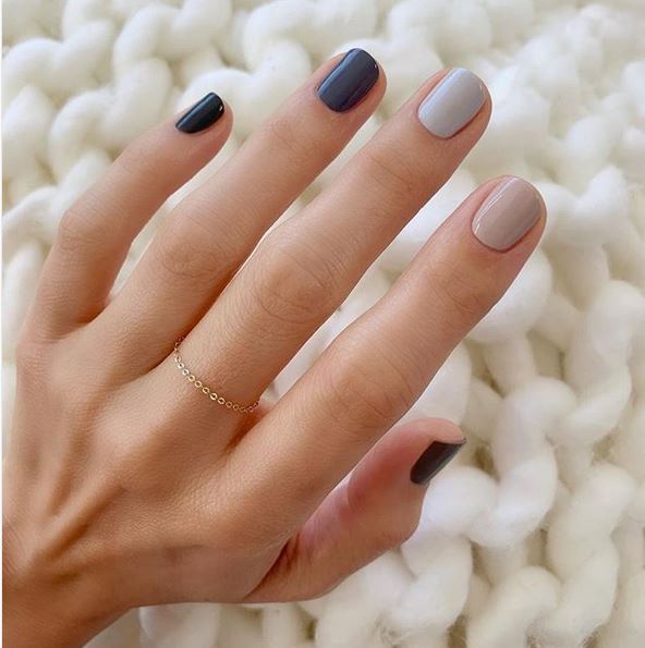 Αυτό είναι το νέο nude μανικιούρ