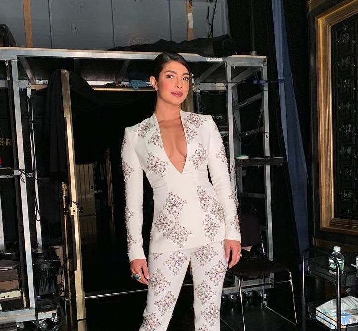 Get the Look: Το classy σύνολο της Priyanka Chopra μας έκλεψε την καρδιά
