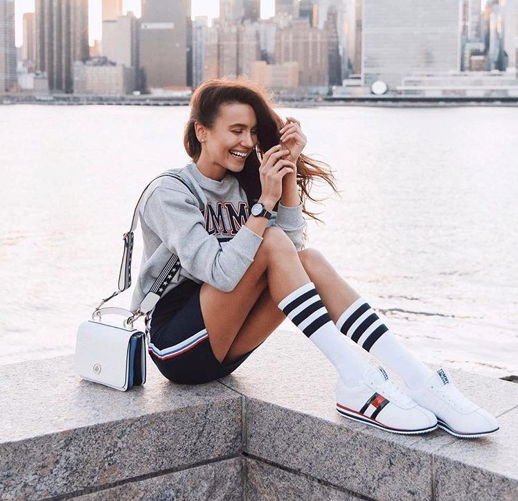 30 υπέροχα outfits που μπορείς να συνδυάσεις και με φλατ