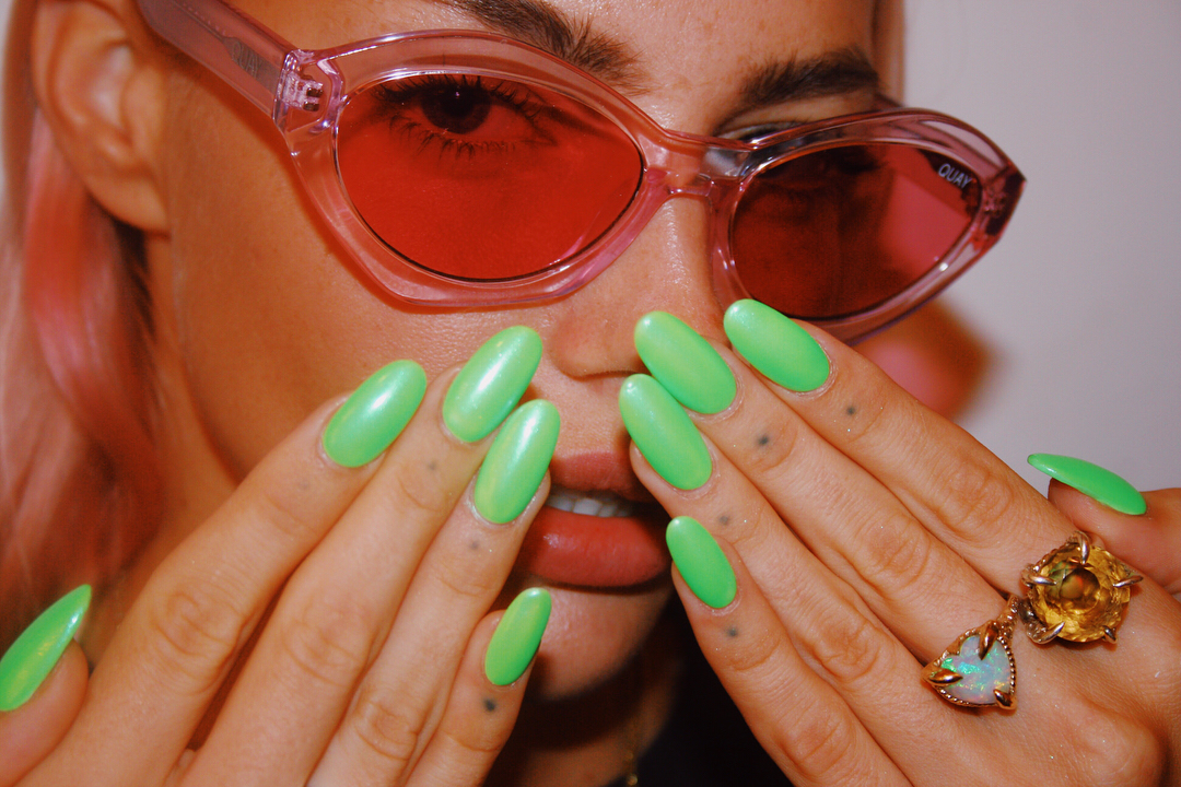 10 funky ιδέες για να βάλεις το πράσινο στο επόμενο μανικιούρ σου