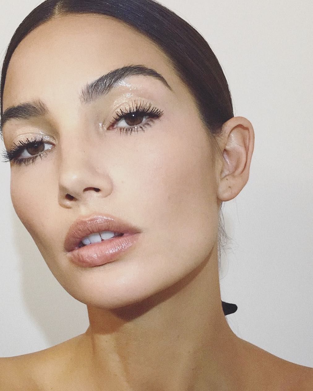 6 foundations σε μορφή πούδρας για αψεγάδιαστη επιδερμίδα