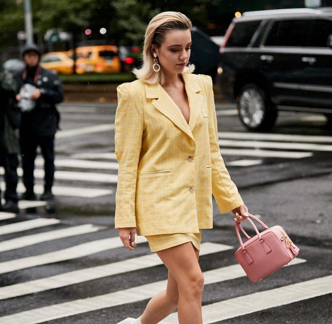 Perfect Pastels: 25 street style εμφανίσεις που παραδίνονται στην γοητεία των πιο girly χρωμάτων