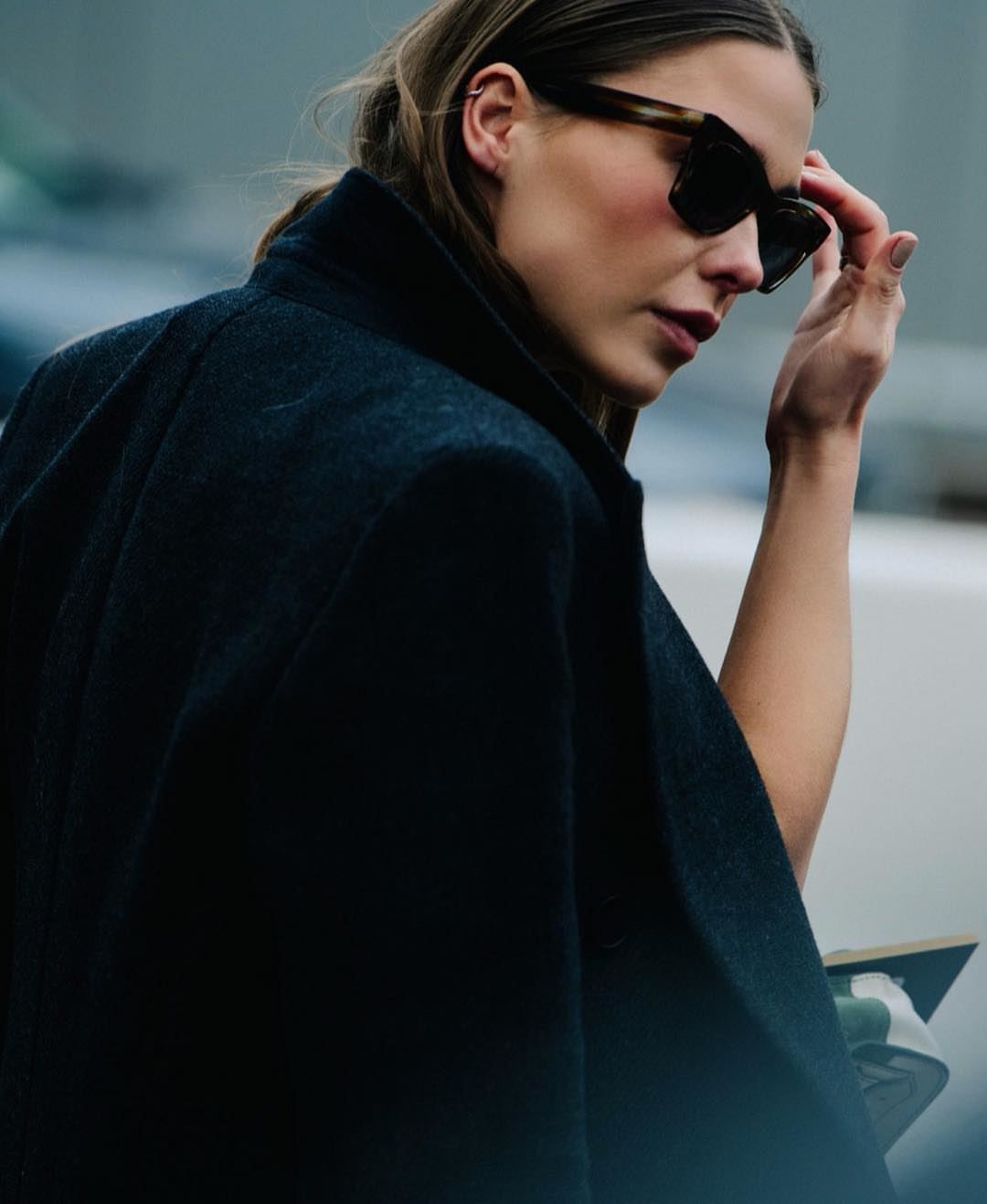 Είσαι big fan του μίνιμαλ; Ιδού 34 looks-εγγύηση που σίγουρα θα λατρέψεις