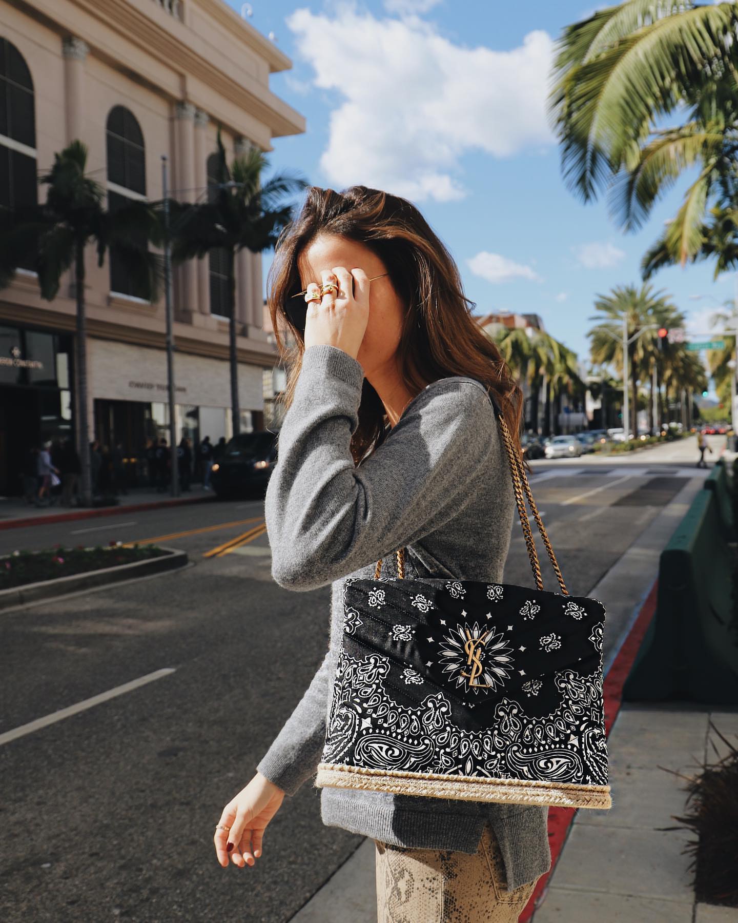 Sunny Days: 7 λουκ για να χαρείς τον ήλιο