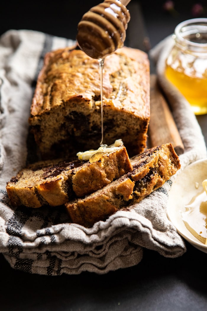 Έχεις όρεξη για γλυκό; Αυτό το πανεύκολο banana bread θα γίνει η νέα σου λατρεία