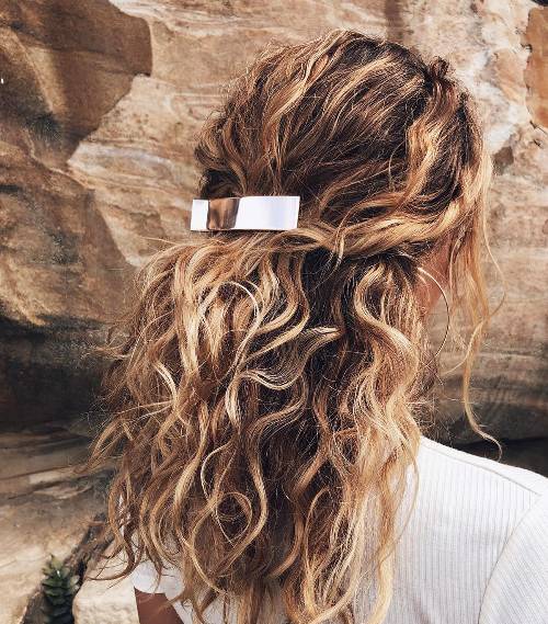 Lazy Days: 11 χτενίσματα για τις μέρες που δεν έχεις όρεξη για εξεζητημένο styling