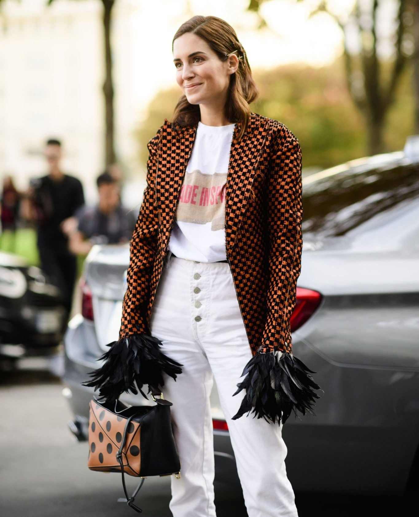 White, White Tiger: Πως φοράμε τώρα το λευκό παντελόνι; #streetstyle