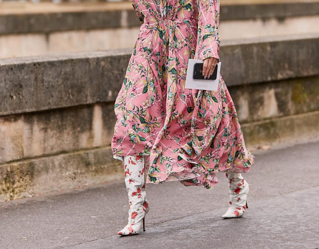 4 συνδυασμοί-έμπνευση για να απογειώσεις τα φορέματα της σεζόν