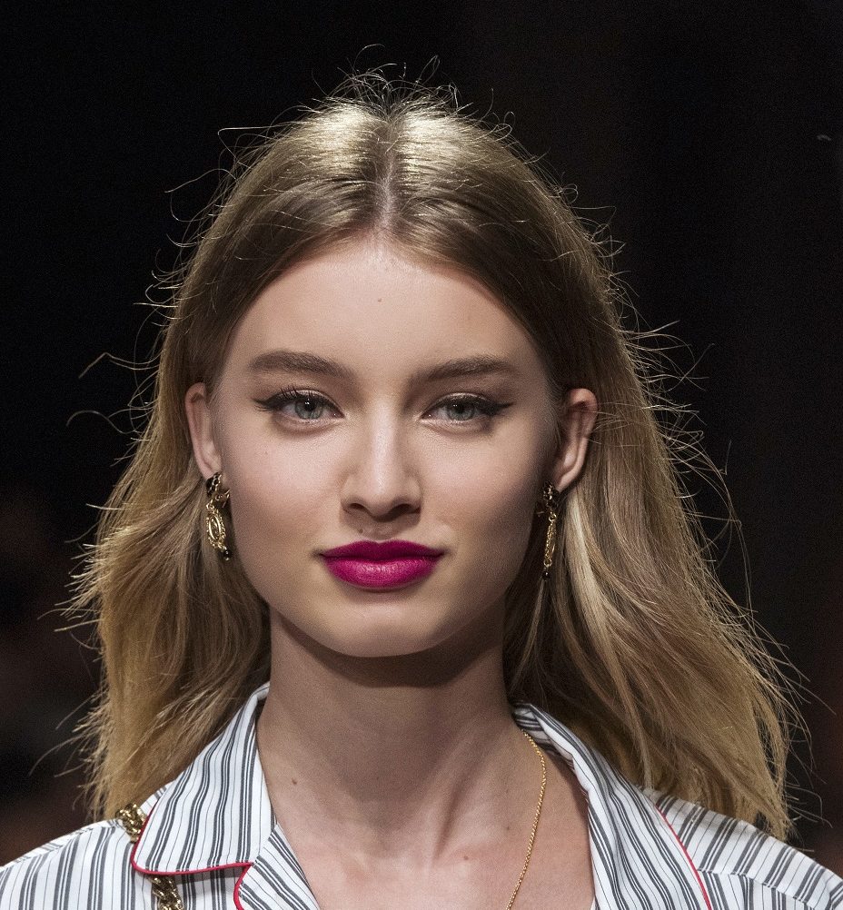 Τα χείλη του καλοκαιριού έχουν χρώμα