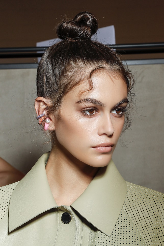 Πώς θα δώσω στο μακιγιάζ μου το φιλί του ήλιου;