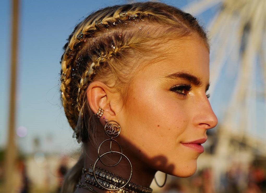 20 celebrity looks για κάθε περίσταση με πρωταγωνιστή τις πλεξούδες