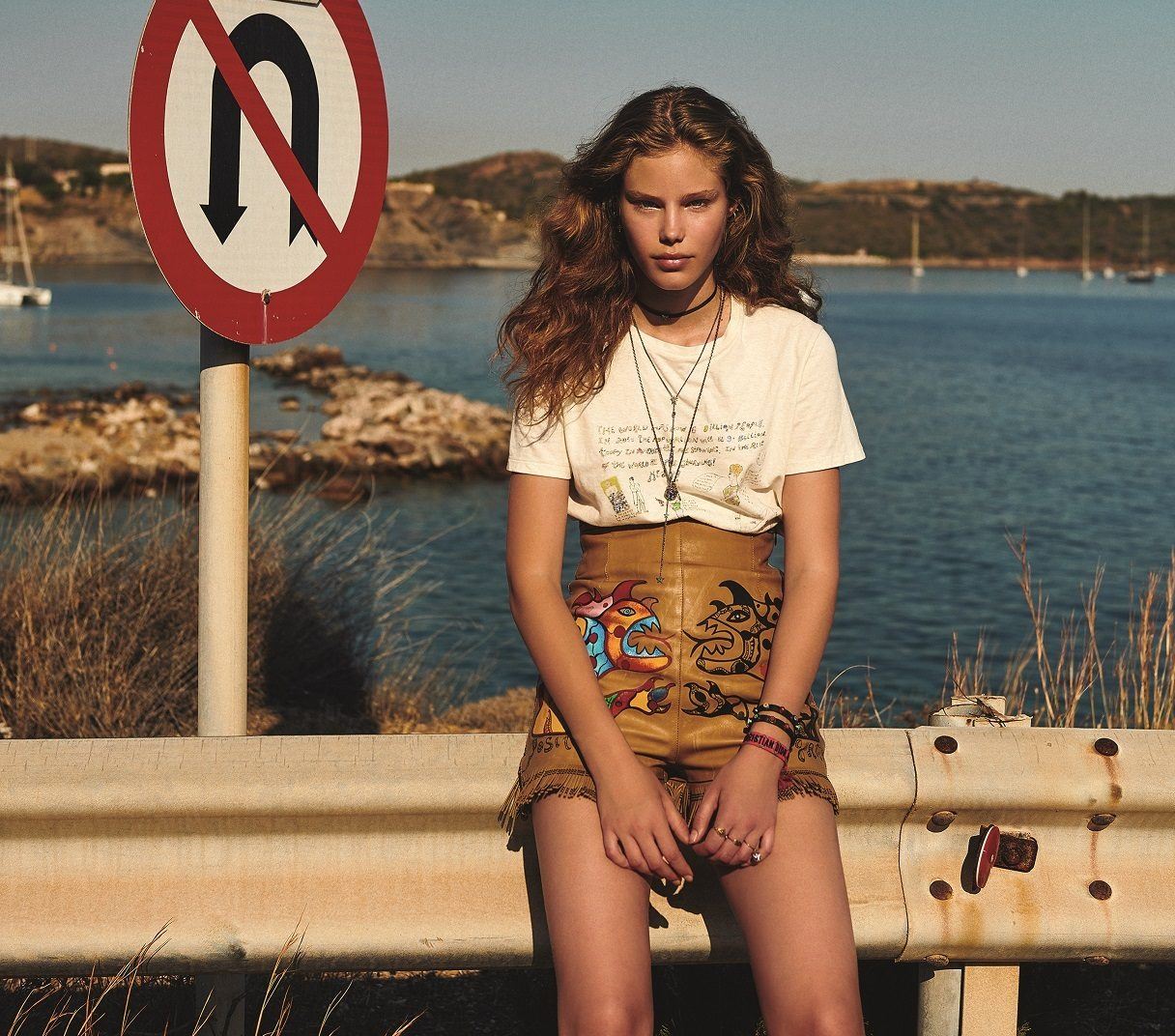 6 summer looks που ακολουθούν τις πιο δυνατές τάσεις της μόδας