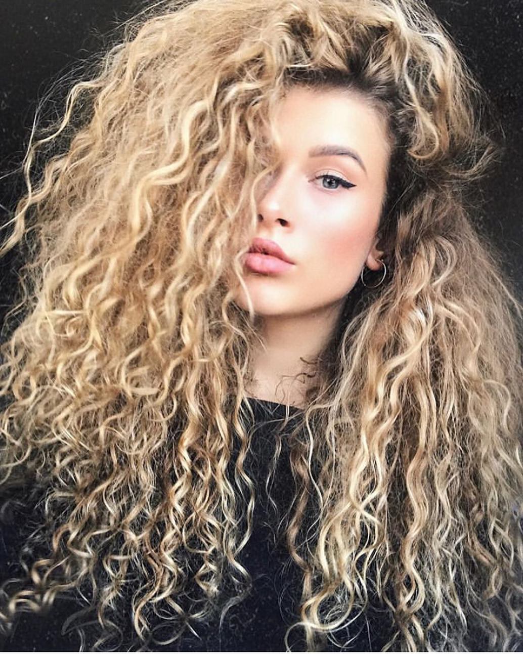 Top tips για να αποκτήσεις τις πιο όμορφες μπούκλες