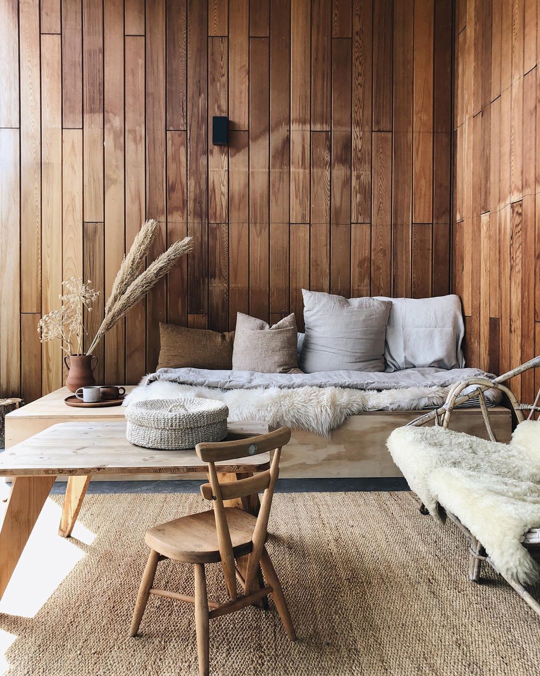 Ξύλινο Υπερθέαμα: Η ανακαινισμένη αποθήκη που μοιάζει με παιδικό κουκλόσπιτο