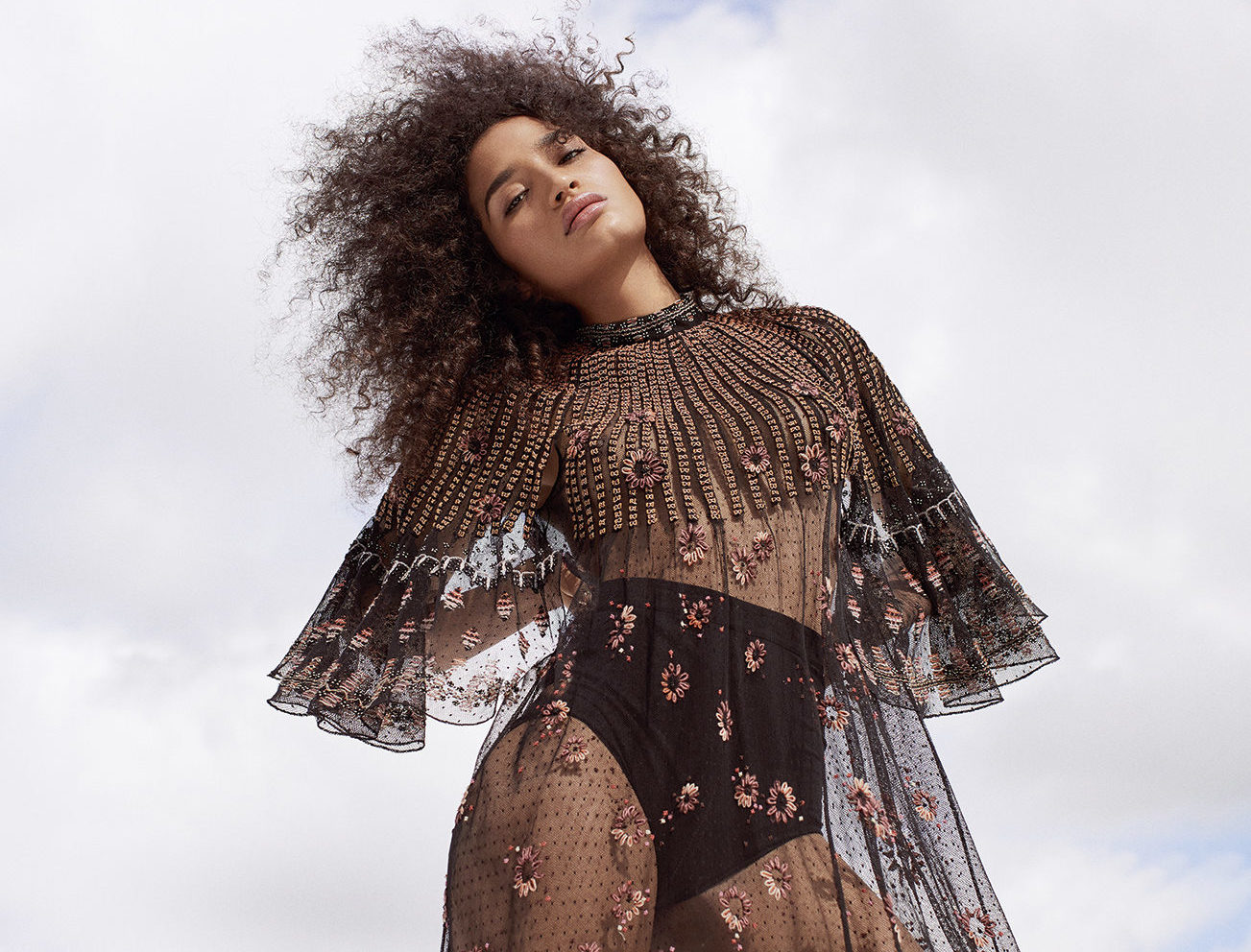 H σταρ Indya Moore είναι το πρώτο transgender cover girl του περιοδικού ELLE