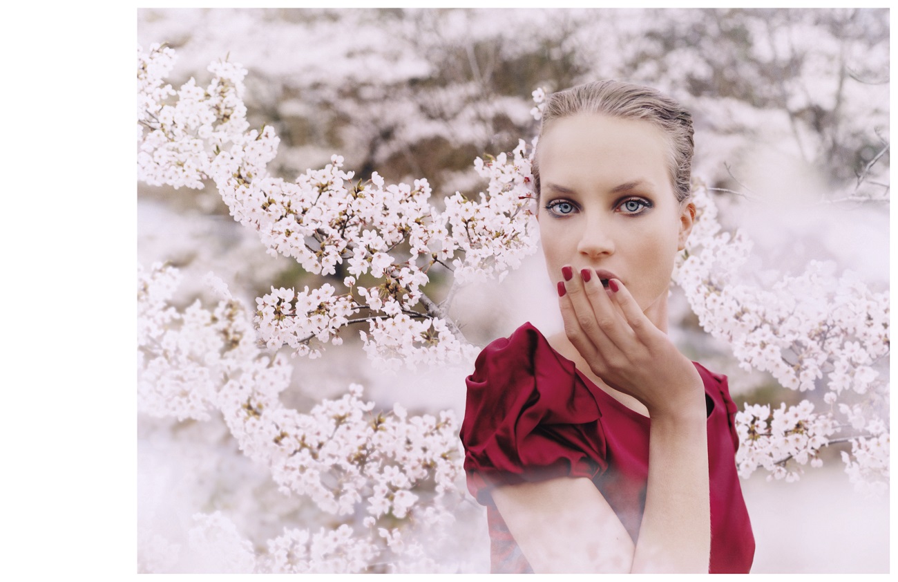 Το άνθος κερασιάς αναβαθμίζει την ιεροτελεστία ομορφιάς. Δες πώς!