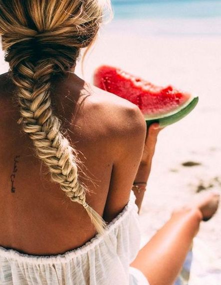 Beach Hair: Πόσο συχνά πρέπει να λούζομαι στις διακοπές;