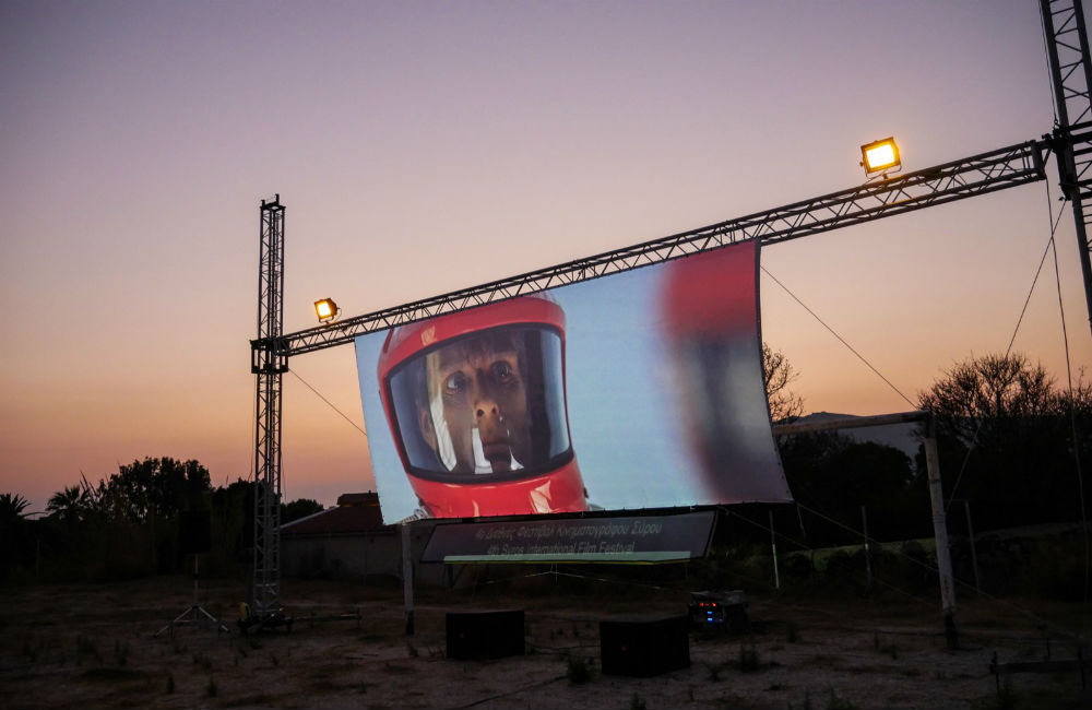 Διεθνές Φεστιβάλ Κινηματογράφου της Σύρου: Όλα όσα πρέπει να ξέρετε από την συνιδρύτριά του Κασσάνδρα Σελεστέν