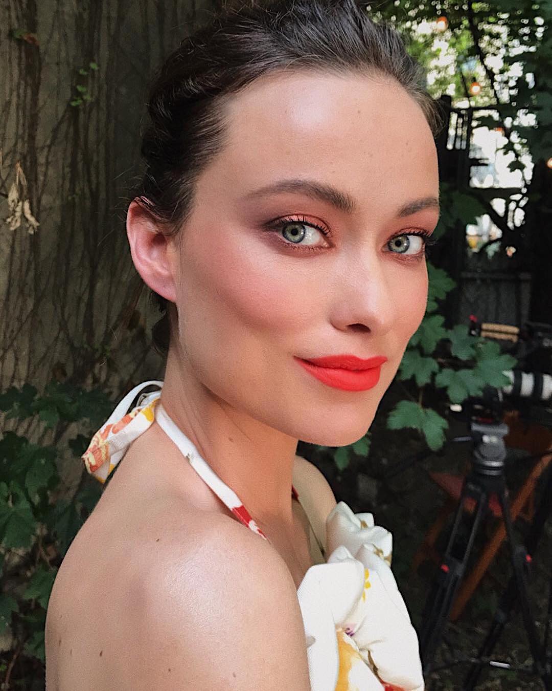 12 τρόποι να βάλεις χρώμα στα beauty looks του καλοκαιριού