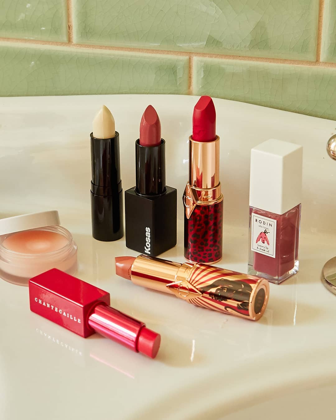 6 ακαταμάχητα προϊόντα ομορφιάς που βρήκαμε σε έκπτωση