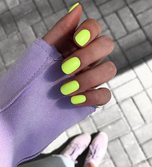 3 funky τρόποι να βάλεις χρώμα στα beauty looks σου