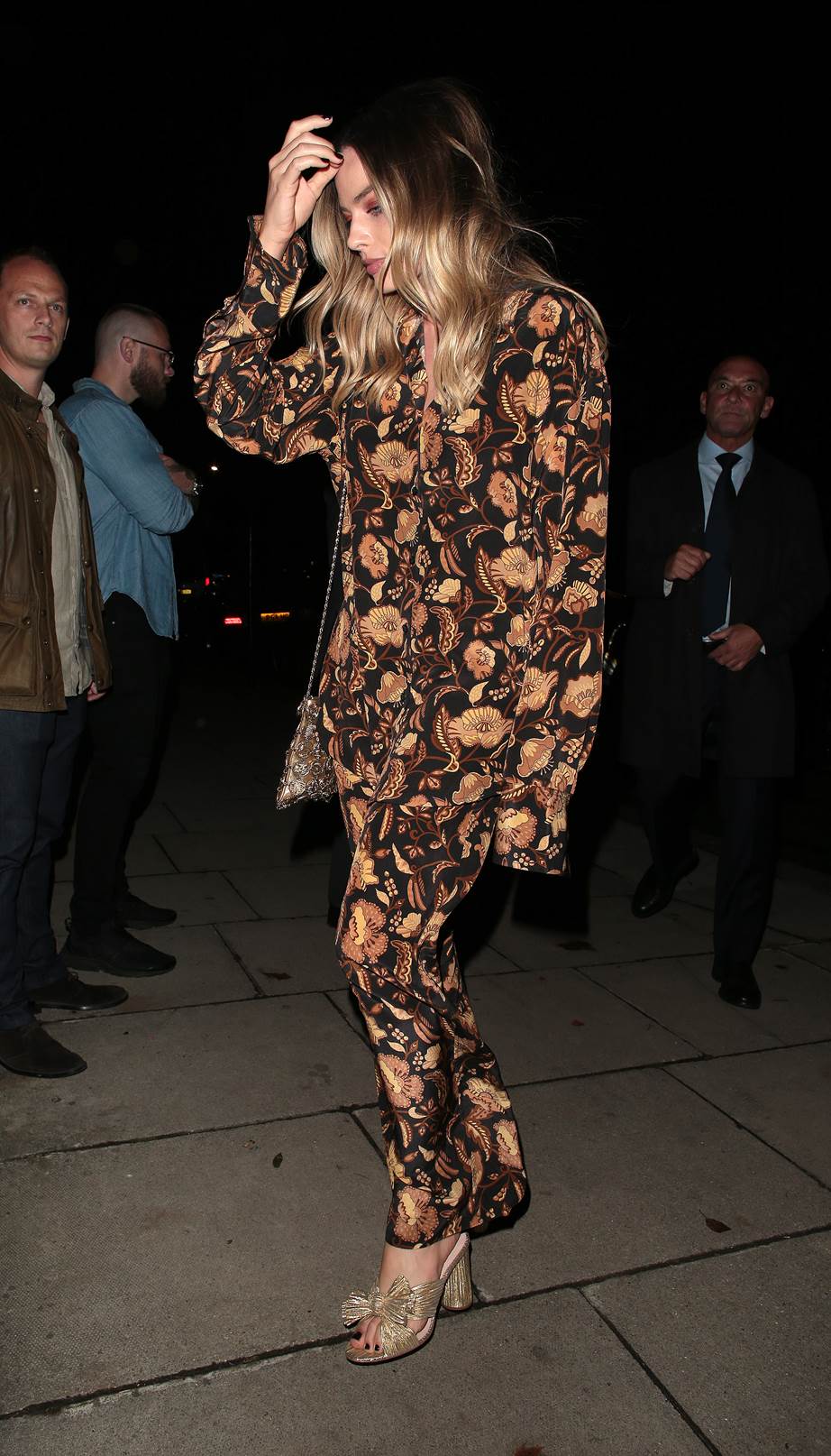 Spotted: Τα παπούτσια που φορούν τώρα οι σταρ