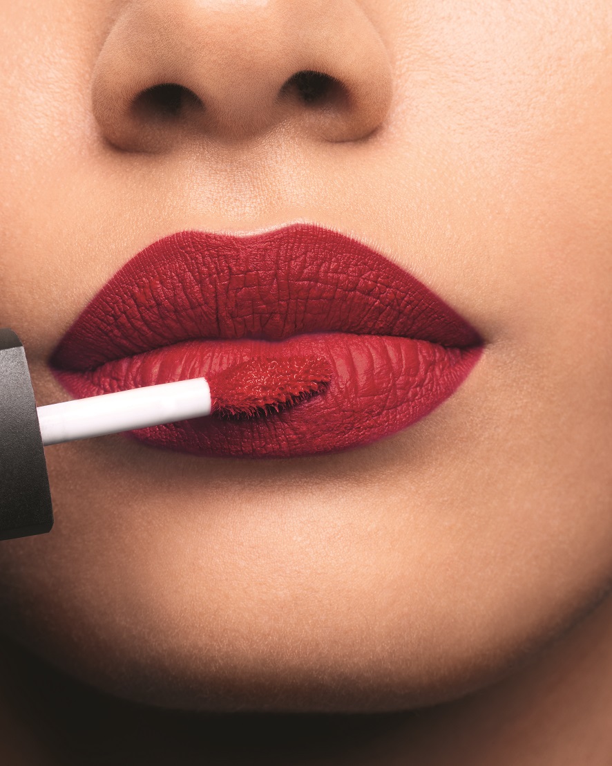 Και όμως αυτό το κραγιόν δεν φεύγει με τίποτα!