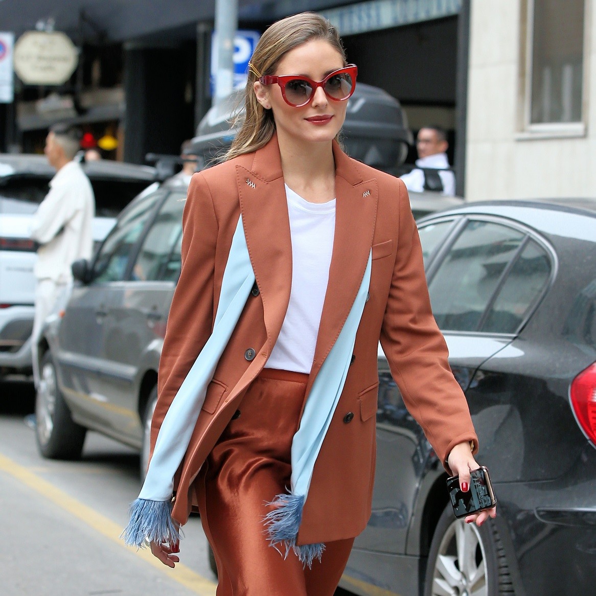 Βρήκαμε την κομψή φούστα της Olivia Palermo + 5 οικονομικά σχέδια για το στυλ σου