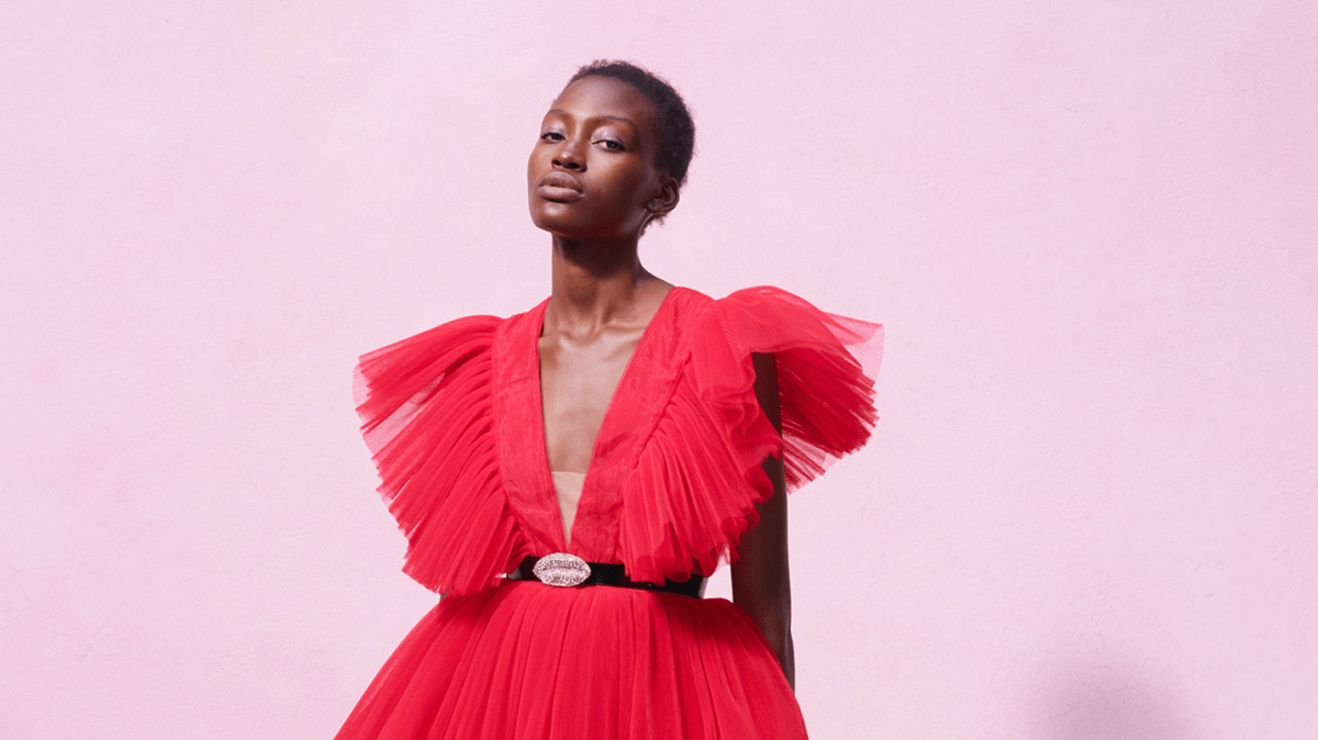 Giambattista Valli x H&M: To ELLE έμαθε τα πάντα για την πιο hot συνεργασία της μόδας