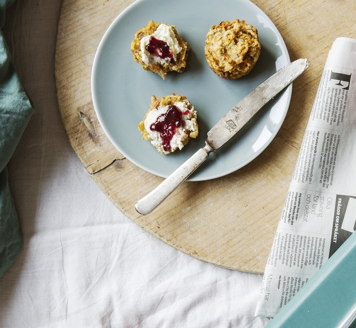Φτιάξτε φρεσκοψημένα scones αμυγδάλου για το πιο απολαυστικό πρωινό