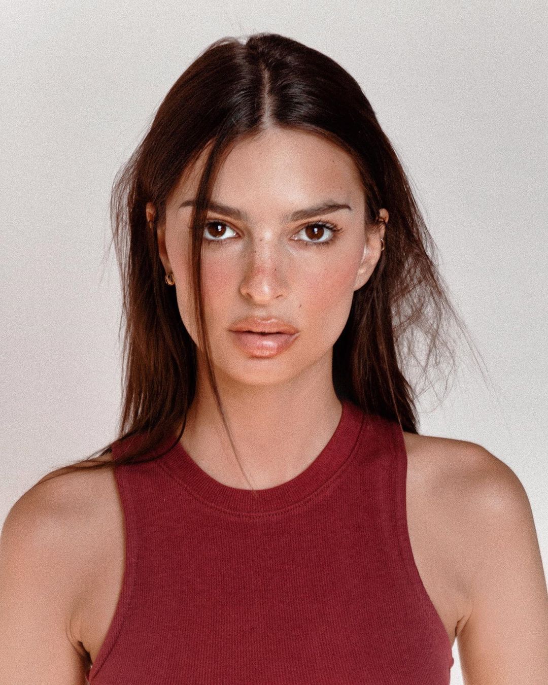 Γιατί πρέπει να κάνεις οπωσδήποτε απολέπιση στα χείλη;