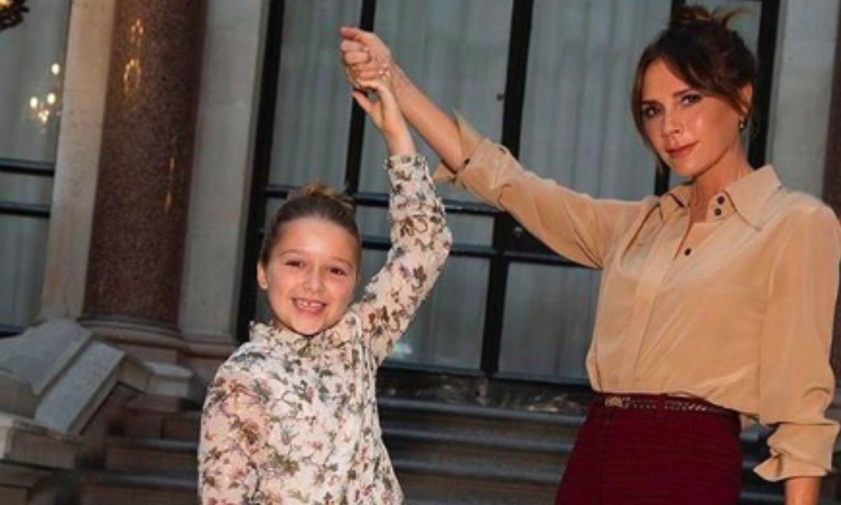 Victoria Beckham: «Είμαι περήφανη που είμαι καλή μητέρα»