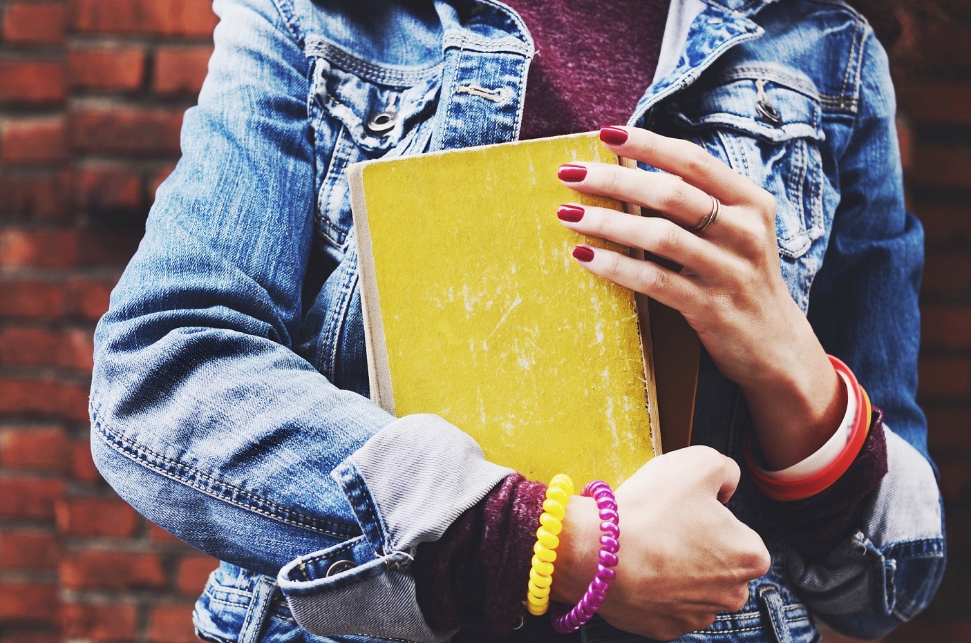 26 βιβλία που θα σας κάνουν παρέα αυτή την εποχή