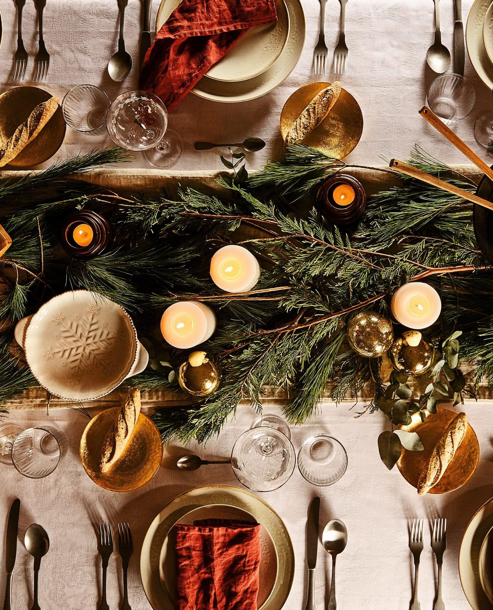 9 οικονομικά κομμάτια για να στολίσετε το γιορτινό τραπέζι