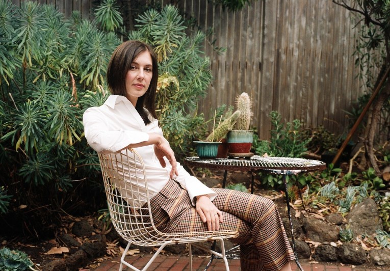 Τα 10 αγαπημένα τραγούδια της υπέροχης Carla dal Forno που εμφανίζεται στο Plissken Festival