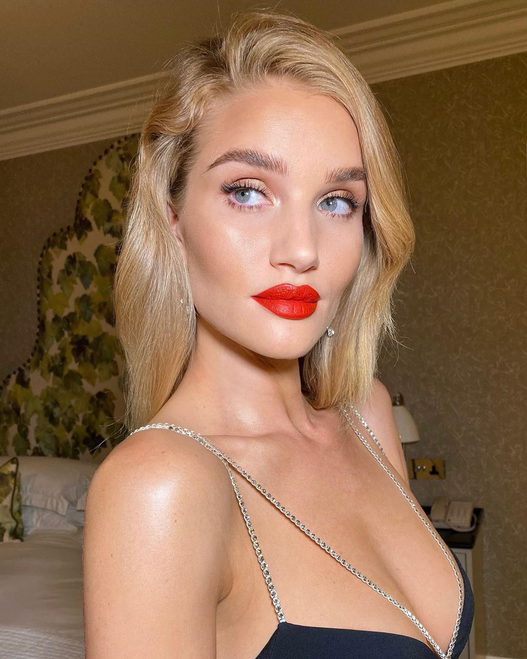 10+1 γιορτινά beauty looks για να διαλέξεις, όποιο και αν είναι το στυλ σου