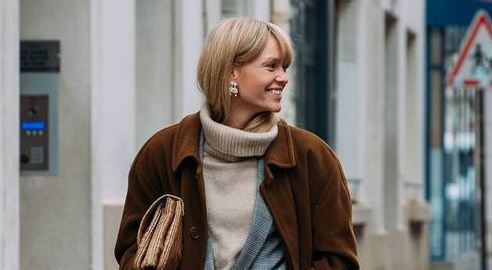 How to Style: Έτσι φοράμε τώρα τα φαρδιά πλεκτά