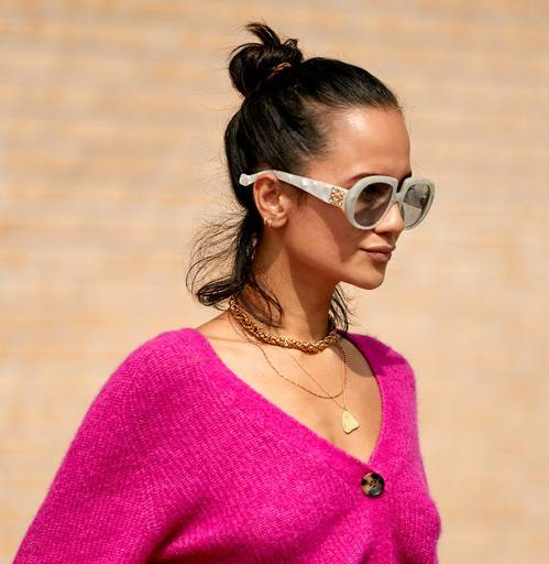 Με αυτό το αξεσουάρ θα συνδυάσεις τη ζακέτα σου για να είσαι super stylish