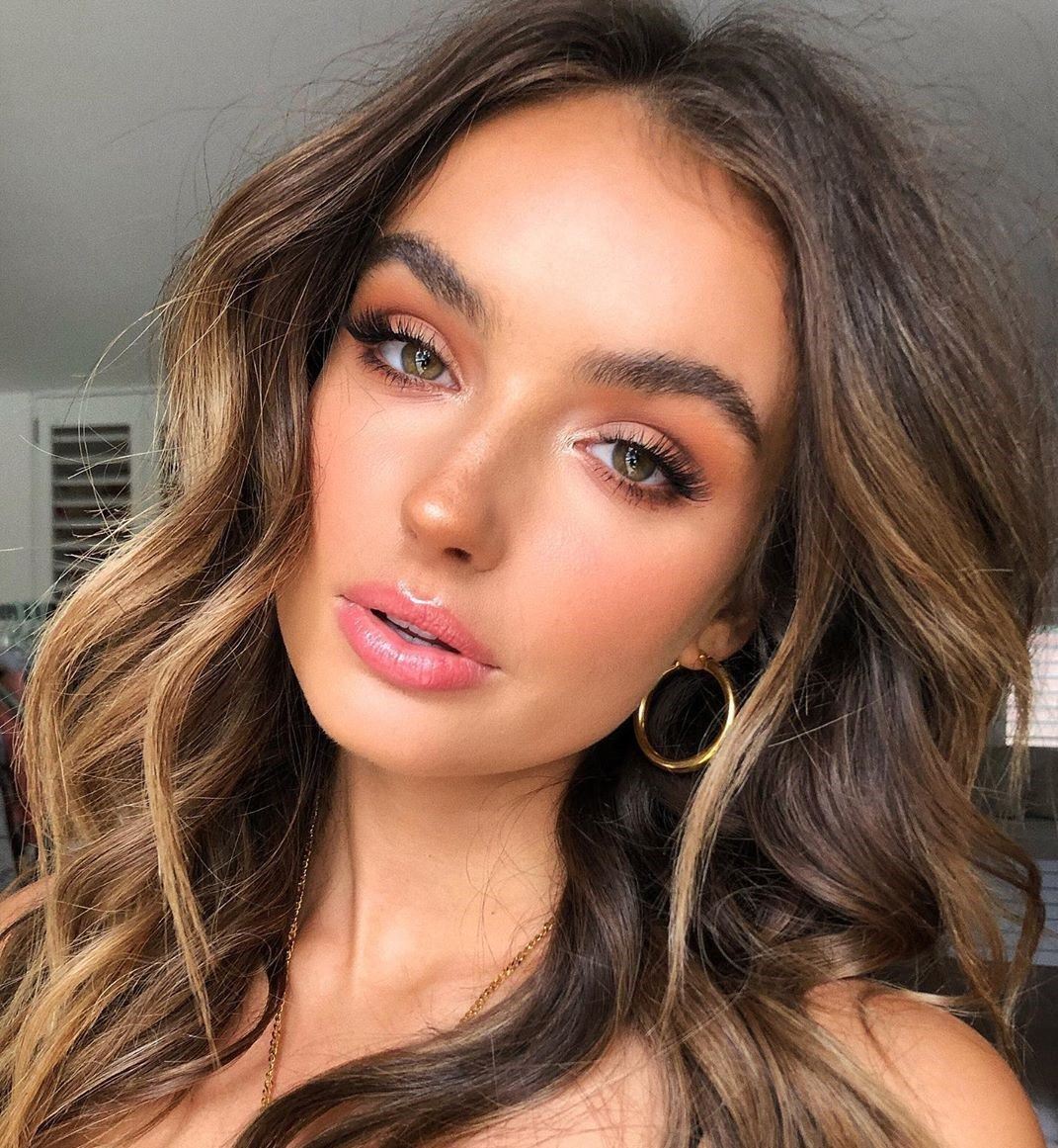 Sunkissed look: Πώς θα προσθέσεις τις πρώτες αχτίδες ηλίου στο πρόσωπό σου;