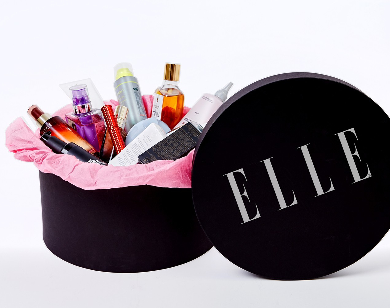 Οι 3 τυχερές που κερδίζουν από ένα κουτί με 12 βραβευμένα προϊόντα ομορφιάς αξίας €761