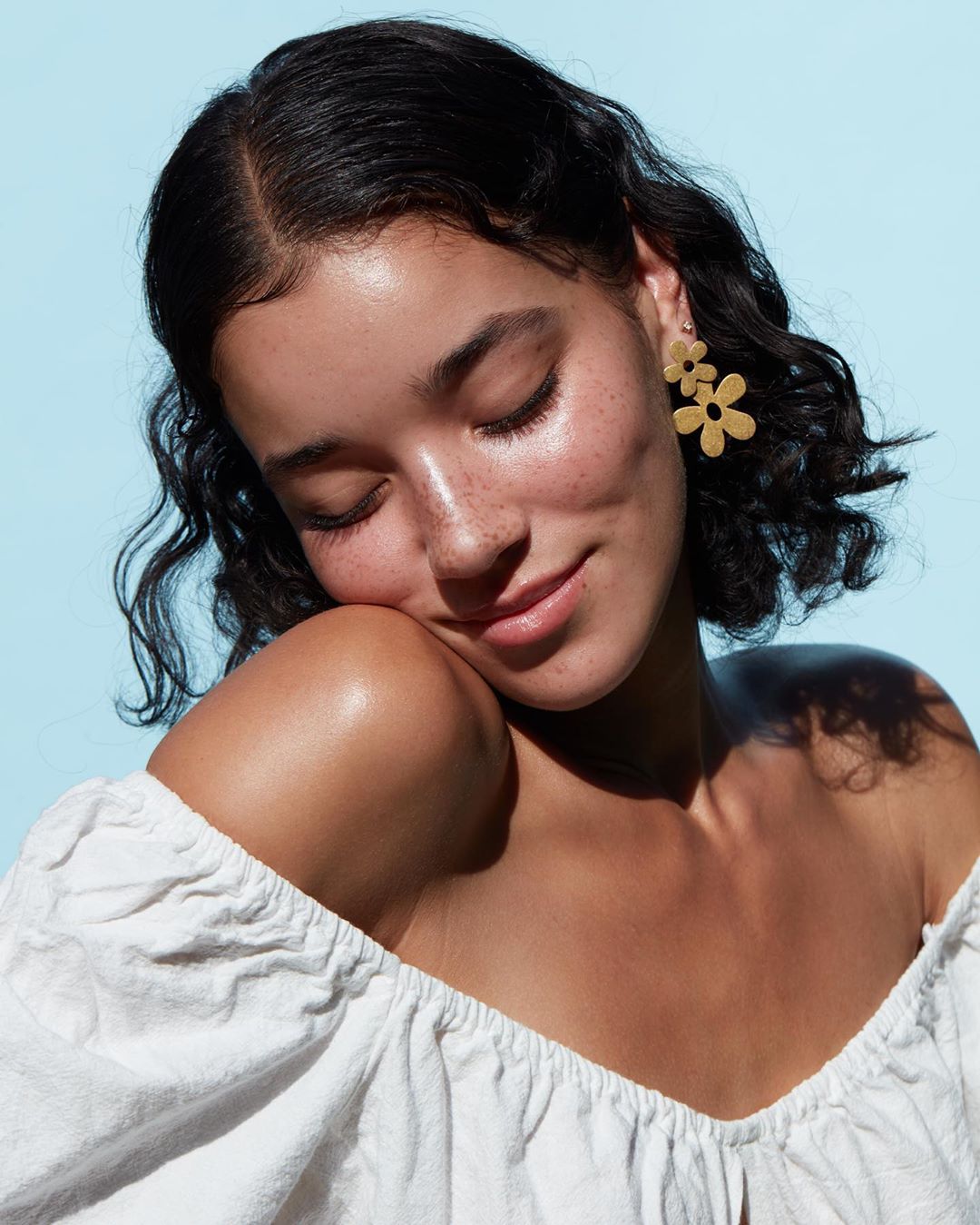 Πες «αντίο» στο φριζάρισμα με την πιο αποτελεσματική haircare ρουτίνα!