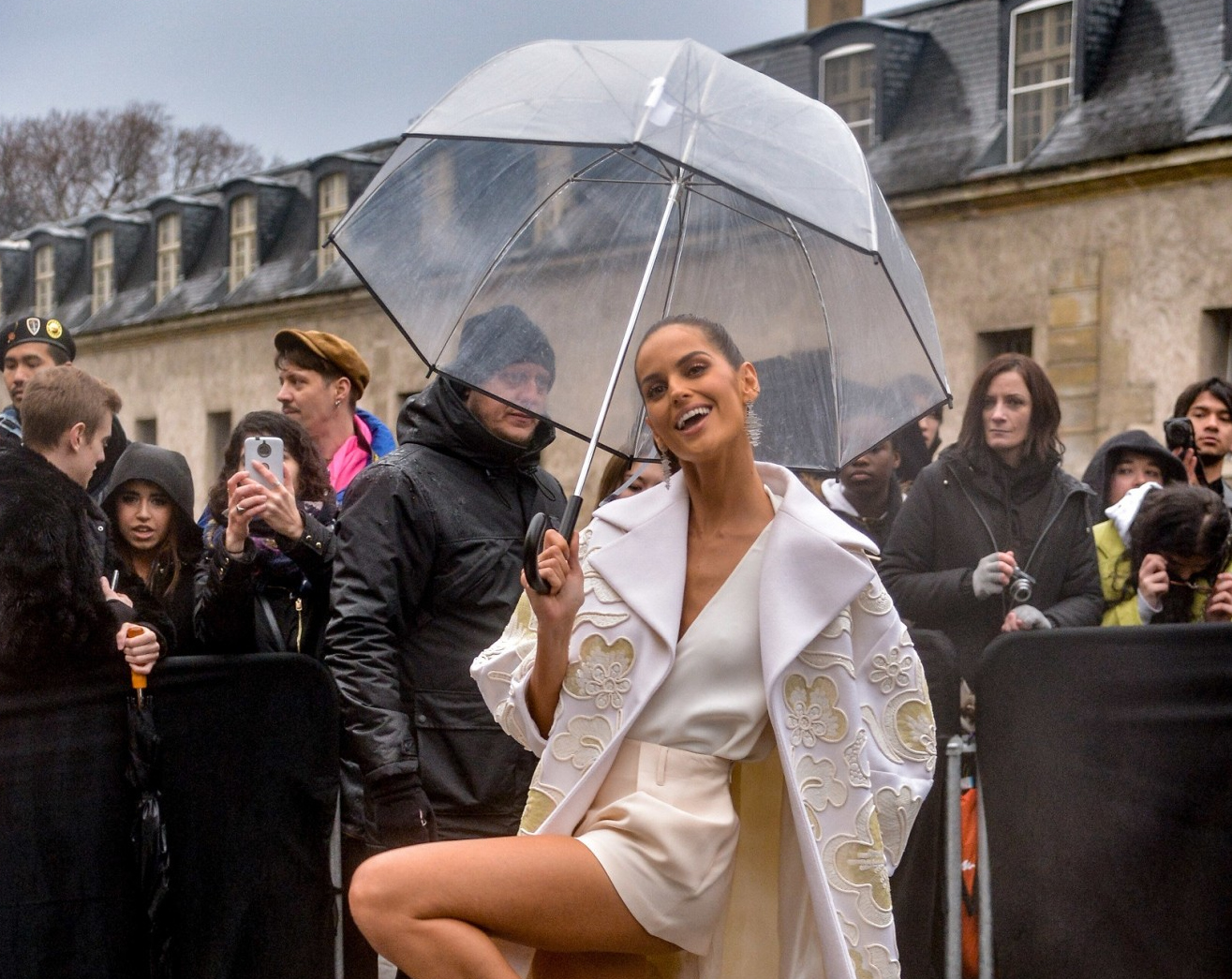 Αποφεύγεις τους κλειστούς χώρους; 10 αγορές που θα κάνεις on-line