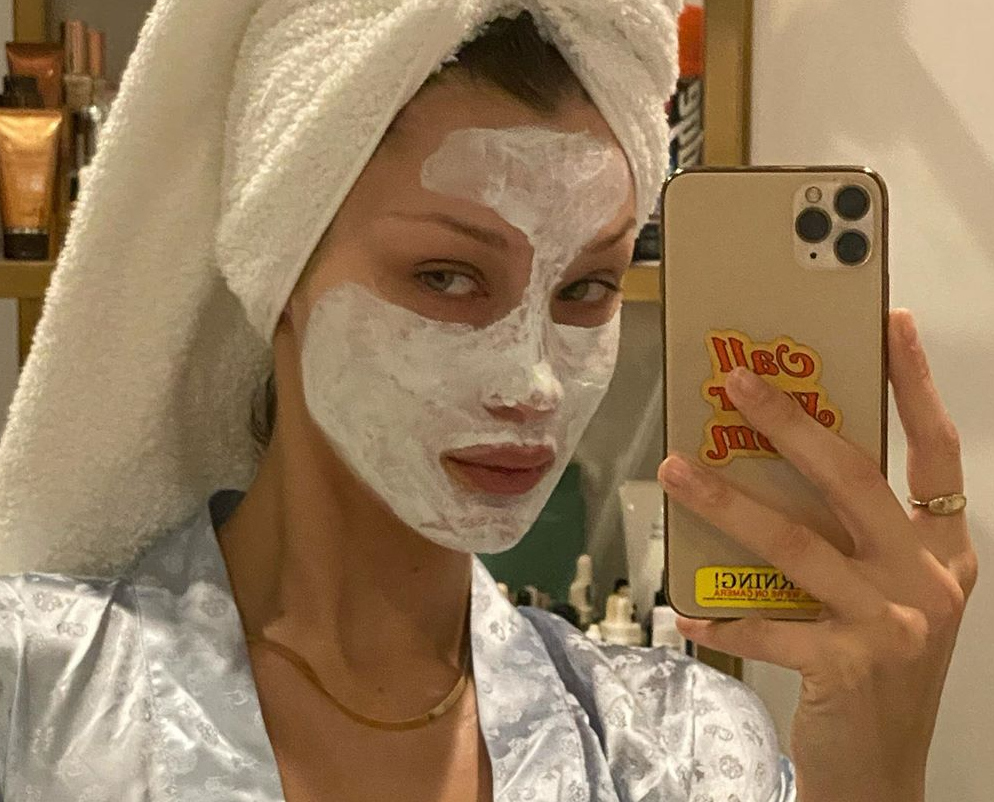 Τώρα που έχουμε χρόνο για μάσκες θα τις δοκιμάσουμε όλες!