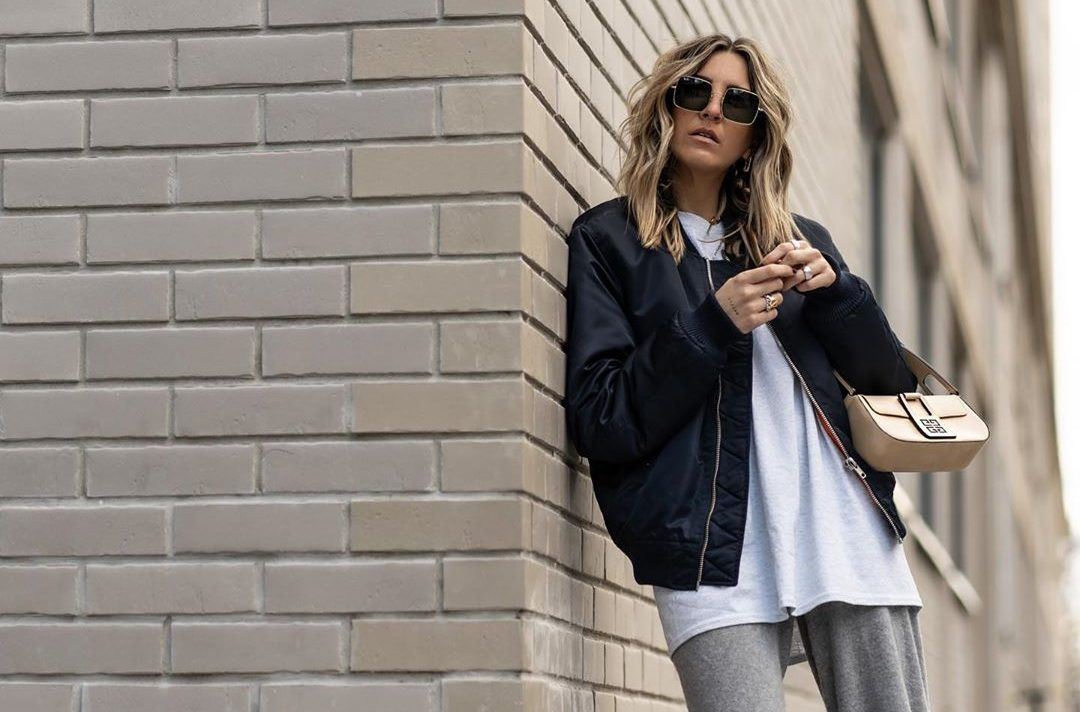 20 super casual looks για μια μέρα σαν την σημερινή, που δεν θυμίζει σε τίποτα Άνοιξη