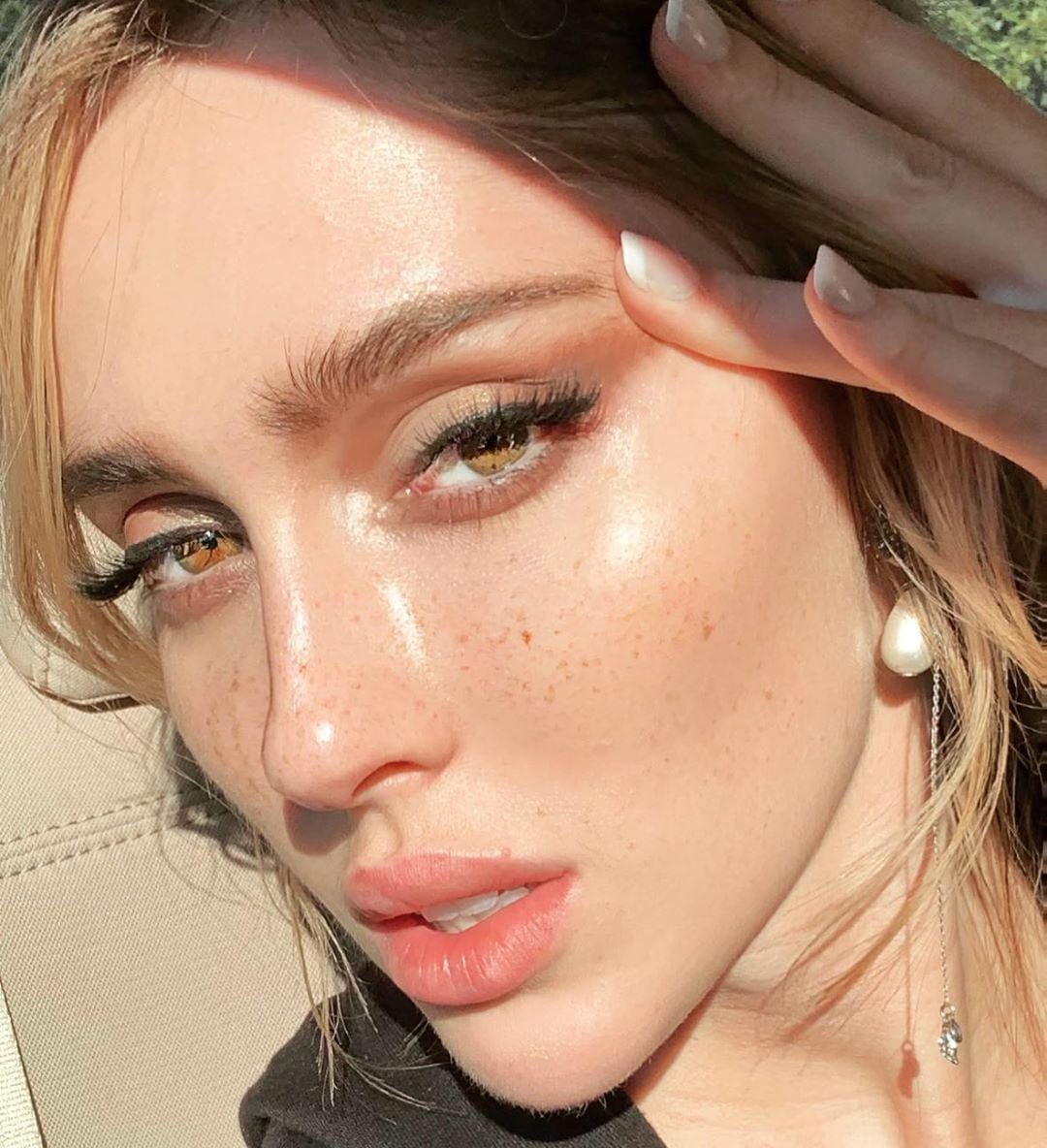 Αυτές οι 6 beauty συνήθειες κάνουν την πρόωρη γήρανση πραγματικότητα