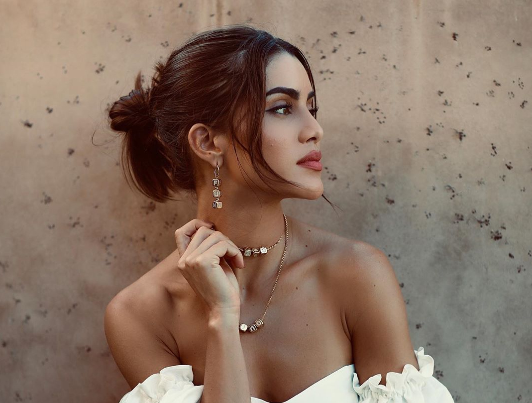 Spring Romance: 9 τοπ που θα σε κάνουν να αγαπήσεις την άνοιξη (ακόμα και από το σπίτι)