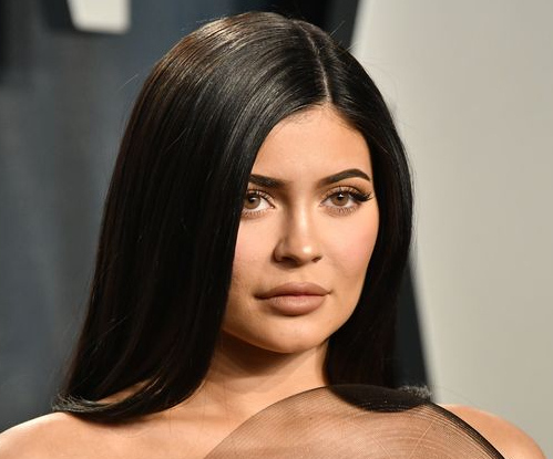 H Kylie Jenner προσφέρει $1 εκατ. στα νοσοκομεία του Λος Άντζελες