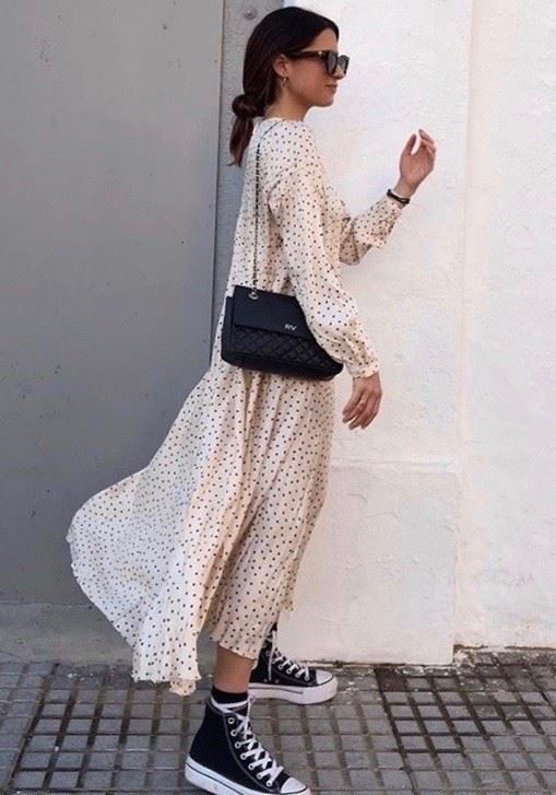 10+1 street style look και πώς θα τα αντιγράψεις με κομμάτια Zara από €19,99